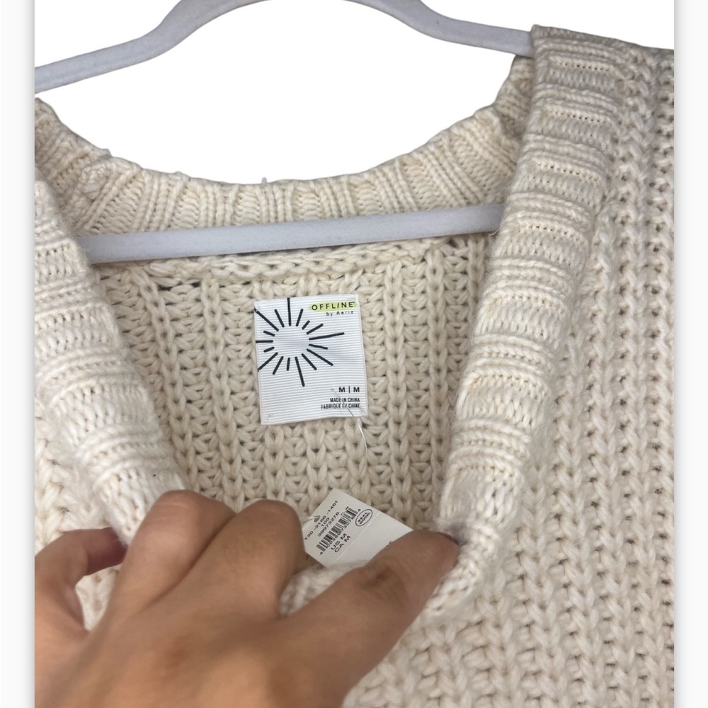 NWT OFFLINE BY AERIE BUNDLE UP SWEATER SIZE M - Picture 7 of 11